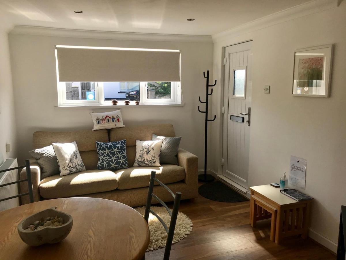 Kiki's Corner Apartment